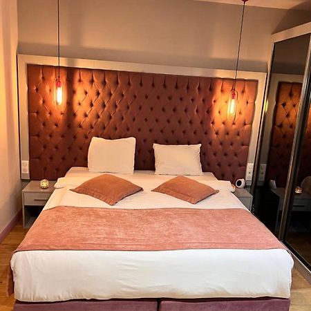 Paris Luxury Guest House - Cdg Aeroport Roissy-en-France Exteriör bild